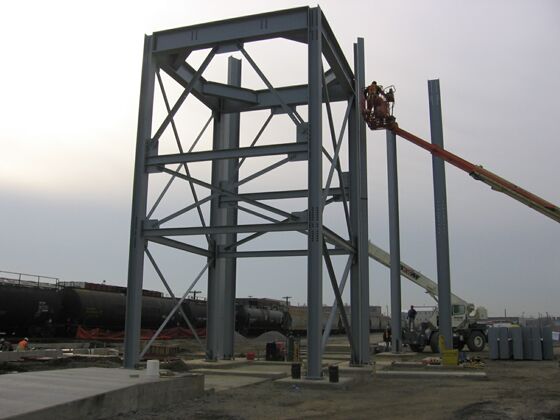 Structure with 360 degree support